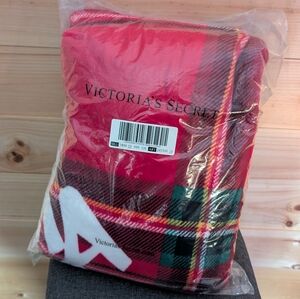 Victoria's Secret  Plaid Throw